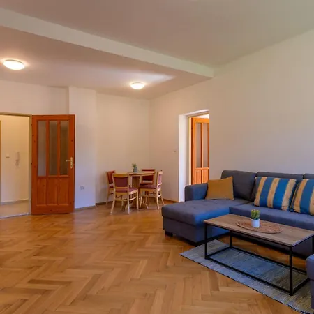 Apartmán Weber *